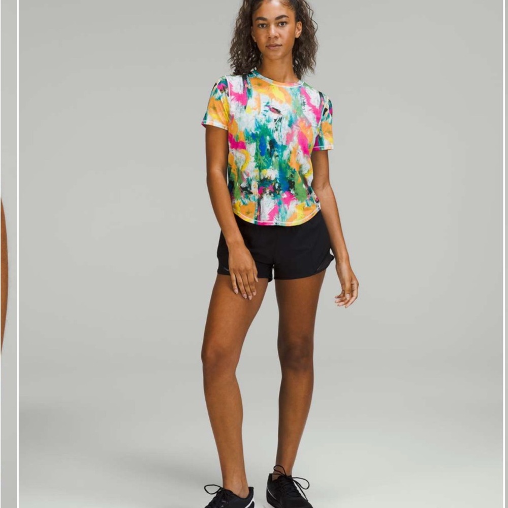 Like New Lululemon  High-Neck Running and Training T-Shirt Sz 10